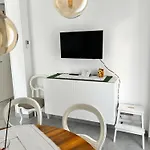 Domusdona Apartment *