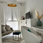 Domusdona Apartment